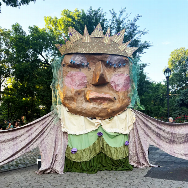 Statue with a crown at Ludd Festival
